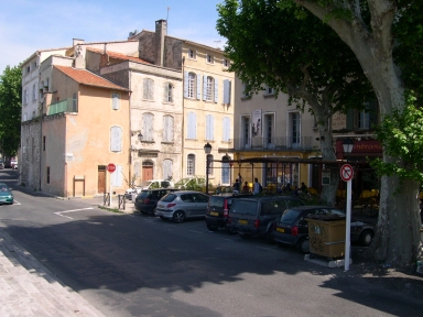  le long du Rhne
