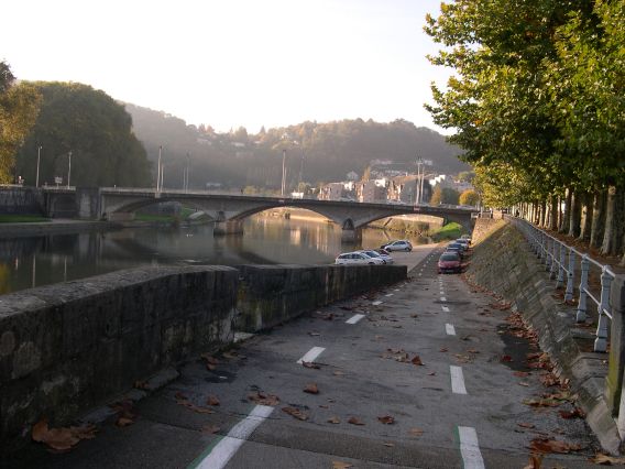  parking sur les berges