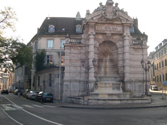  fontaine Utinam