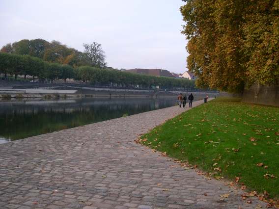 les berges du doubs