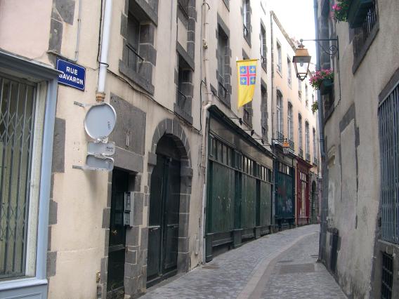  Rue Savaron