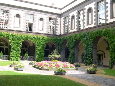  Jardin intrieur de l'Htel de Ville