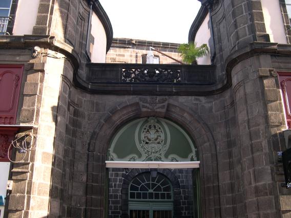  Porte d'htel particulier