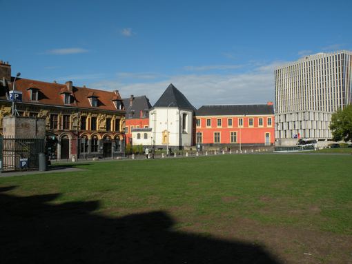  Ancien et moderne, Place L. de Bettignies