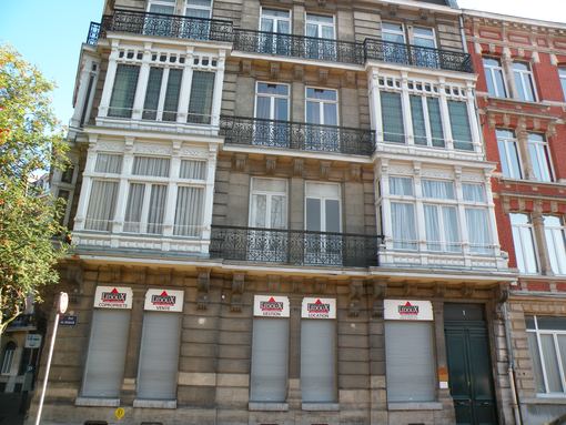  Bow Windows