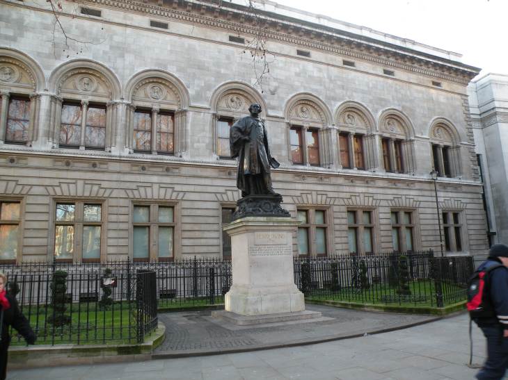  Statue de Henry Irving (Acteur), 1838-1905