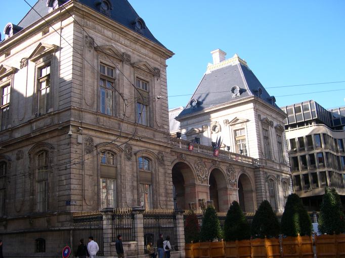  Htel de Ville
