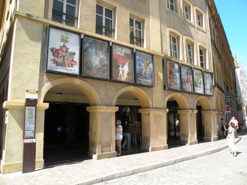  cinmas, place Saint-Jacques