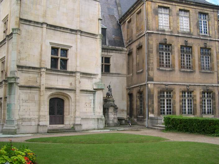  cour du muse