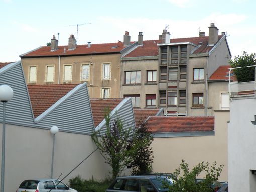  Vieux immeubles et batiments industriels