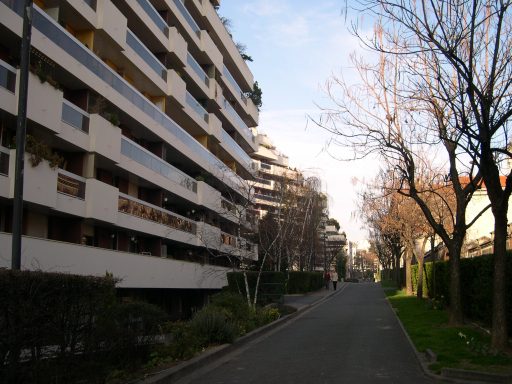  immeuble annes 70 avec balcons (quartier Reuilly Diderot)