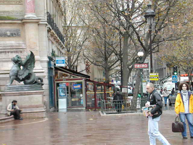  Place Saint-Michel