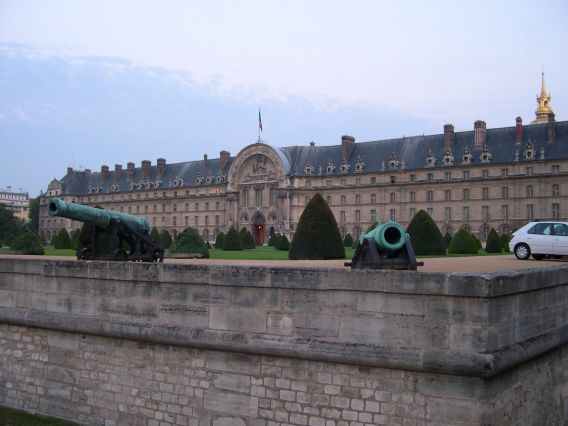  canons des Invalides