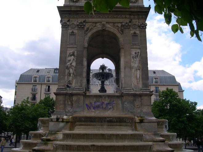  La Fontaine des innocents