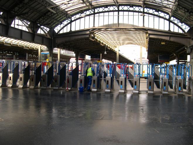  portillons (gare de l'est)