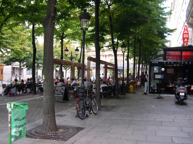  Terrasses de caf, place de la Sorbonne (5e)