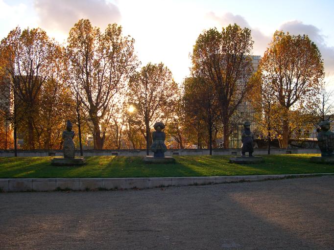  coucher de soleil sur le parc de Bercy (12e)