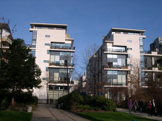  Immeubles avec balcons et terrasses, parc de Bercy, 12e