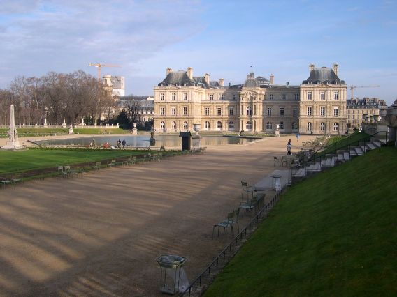  Luxembourg garden