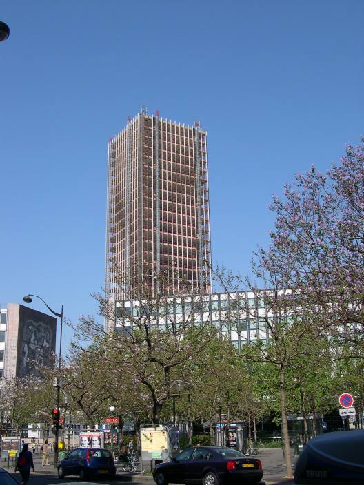   Tour de Jussieu en cours de rnovation