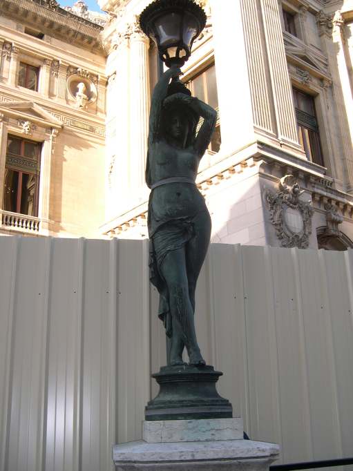  Statue Lampadaire de l'Opra Garnier