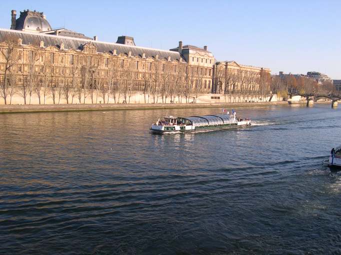  Bateau sur la Seine