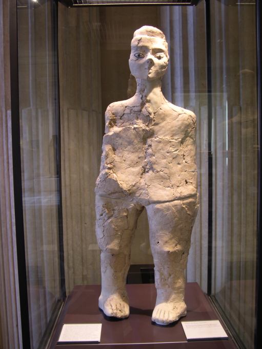   Cette statue a 9000 ans, pice la plus ancienne expose au muse du Louvre