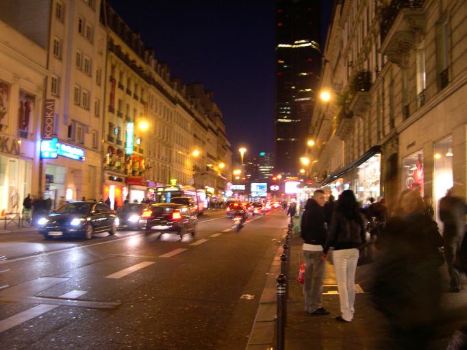  rue de Rennes by night