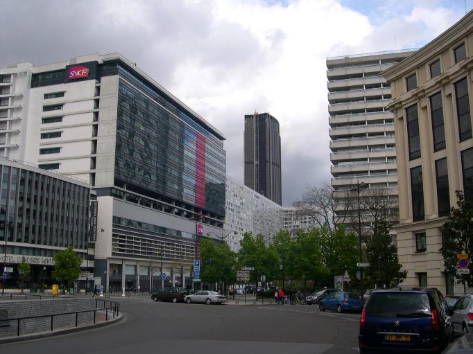  Quartier Montparnasse, vu de la place de Catalogne