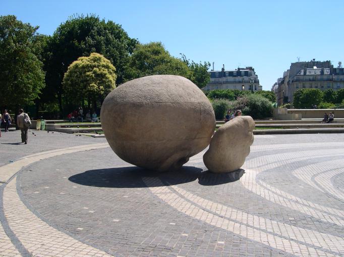 sculpture, quartier des Halles