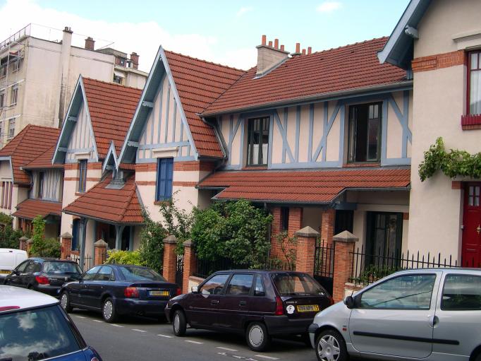 Maisons  pans de bois, rue Daviel (13e)