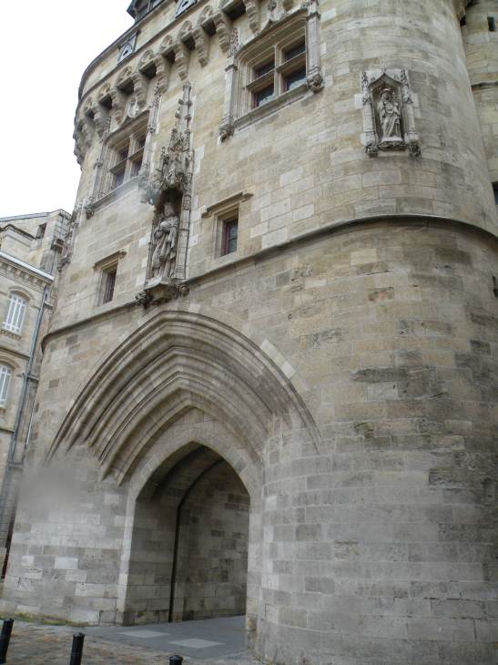   porte Cailhau