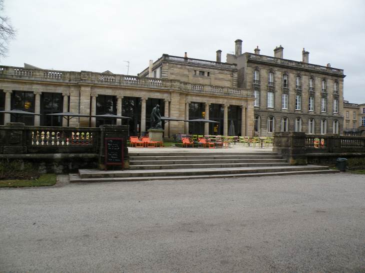  terrasse de caf, jardin public