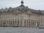  immeuble avec colonnes