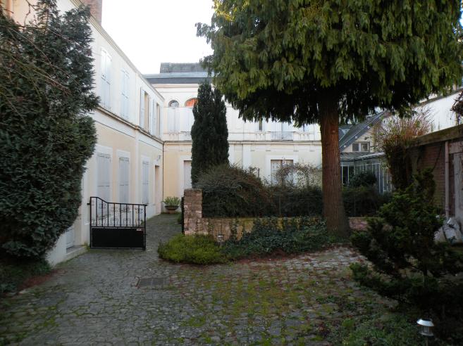  cour d'immeuble