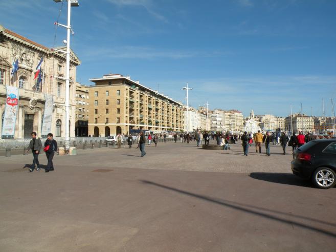  Quai nord du Vieux-port