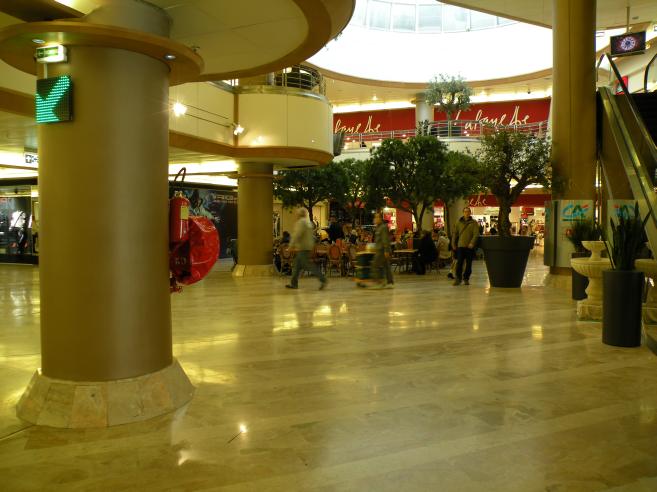  intrieur du Centre Commercial Bourse