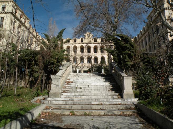  Hotel Dieu