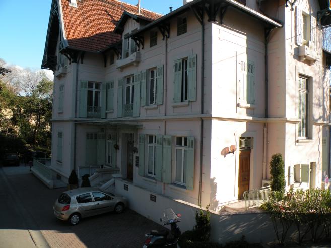  Centre ar