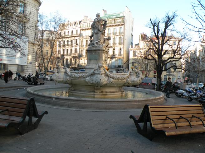  Fontaine, Place Estrangin-Pastrfontaine,place,architecture