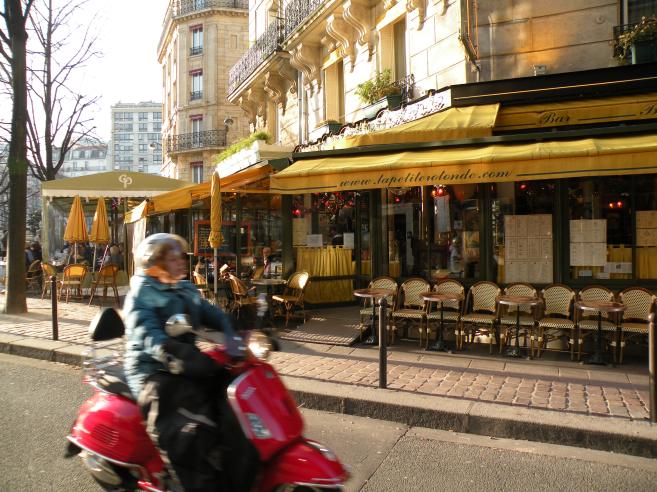  caf La Petite Rotonde, place F. Mourlot