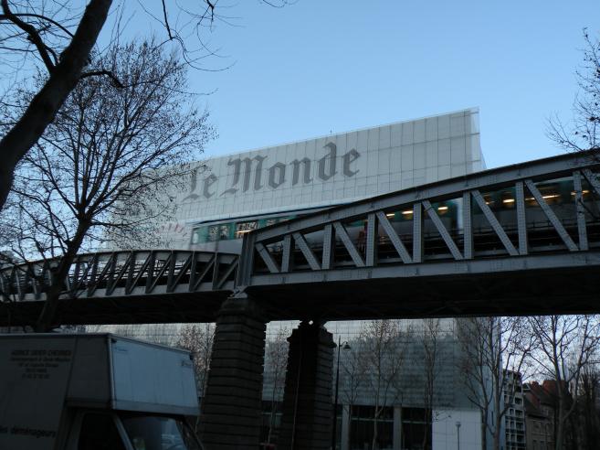 Le journal Le Monde
