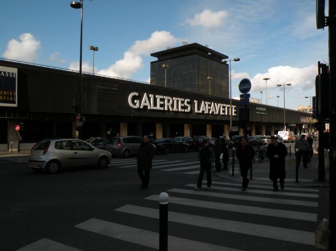  Galeries Lafayette , Montparnasse