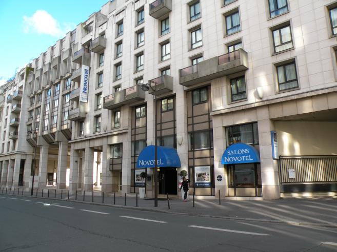  Htel Novotel, rue de Vaugirard, 15e