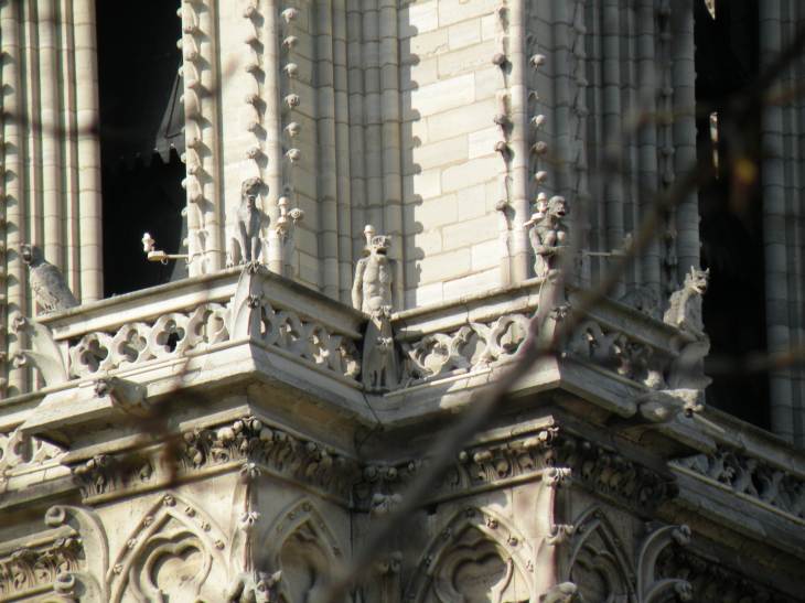  Gargouilles de Notre-Dame