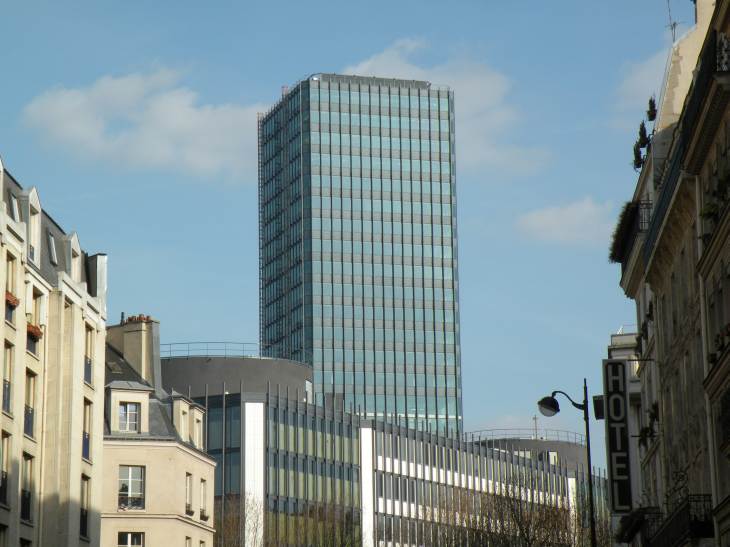  tour de Jussieu rnove