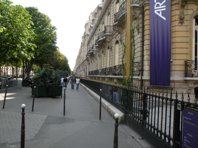  Avenue Montaigne
