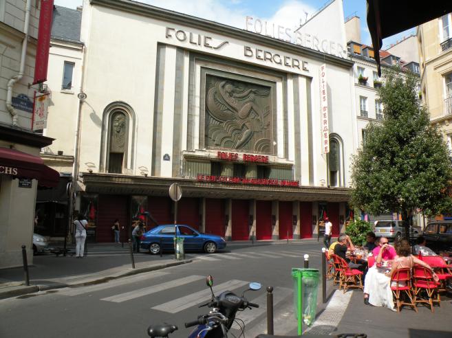  les Folies Bergere
