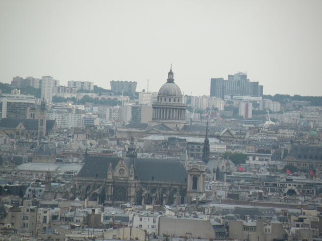  Vue du Panthon, depuis Montmartre