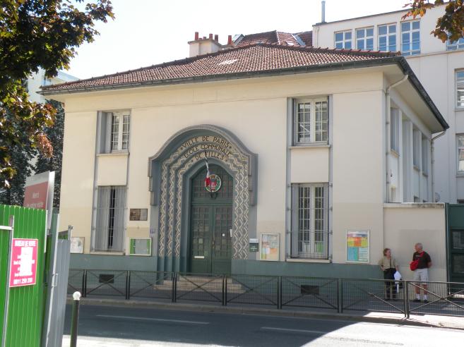 Ecole, rue du Chteau des Rentiers